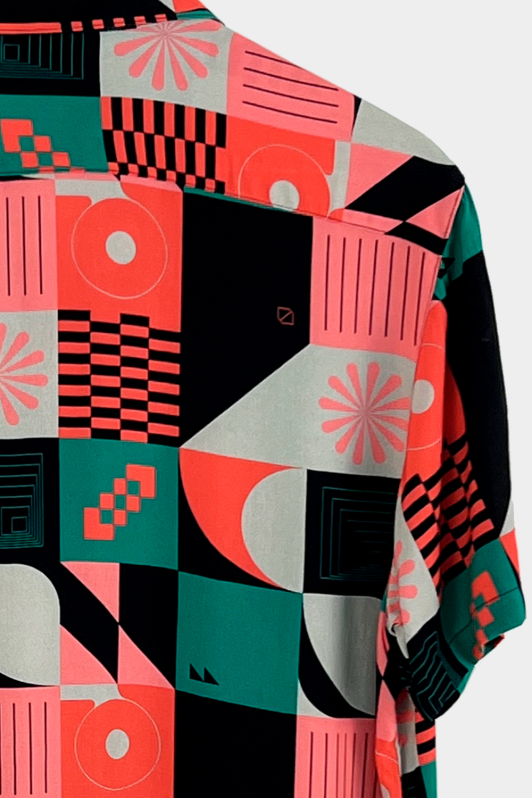 Camisa - Geometric Squares | CHRISTOFF Camisa - Geometric Squares | CHRISTOFF