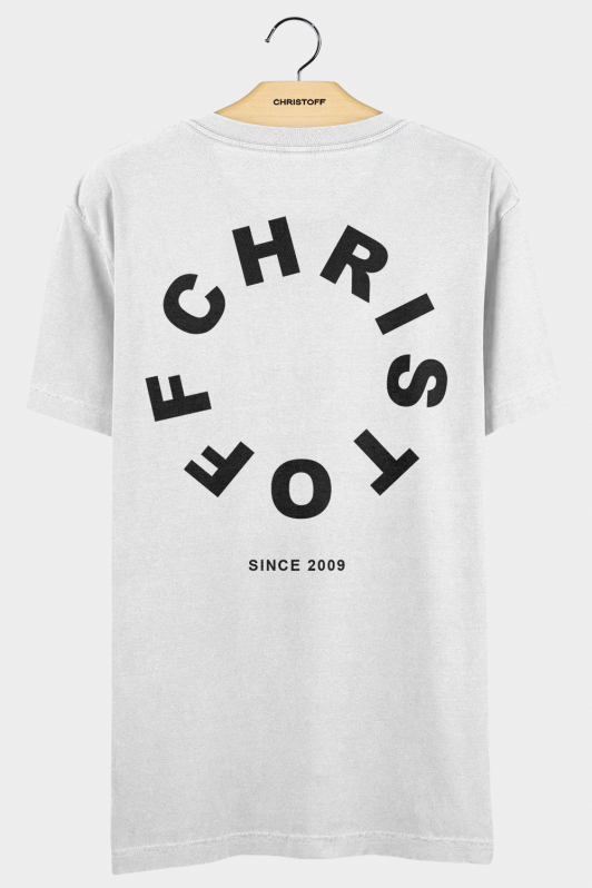 Camiseta Gola Básica - Circle Logo Branca | CHRISTOFF Camiseta Gola Básica - Circle Logo Branca | CHRISTOFF